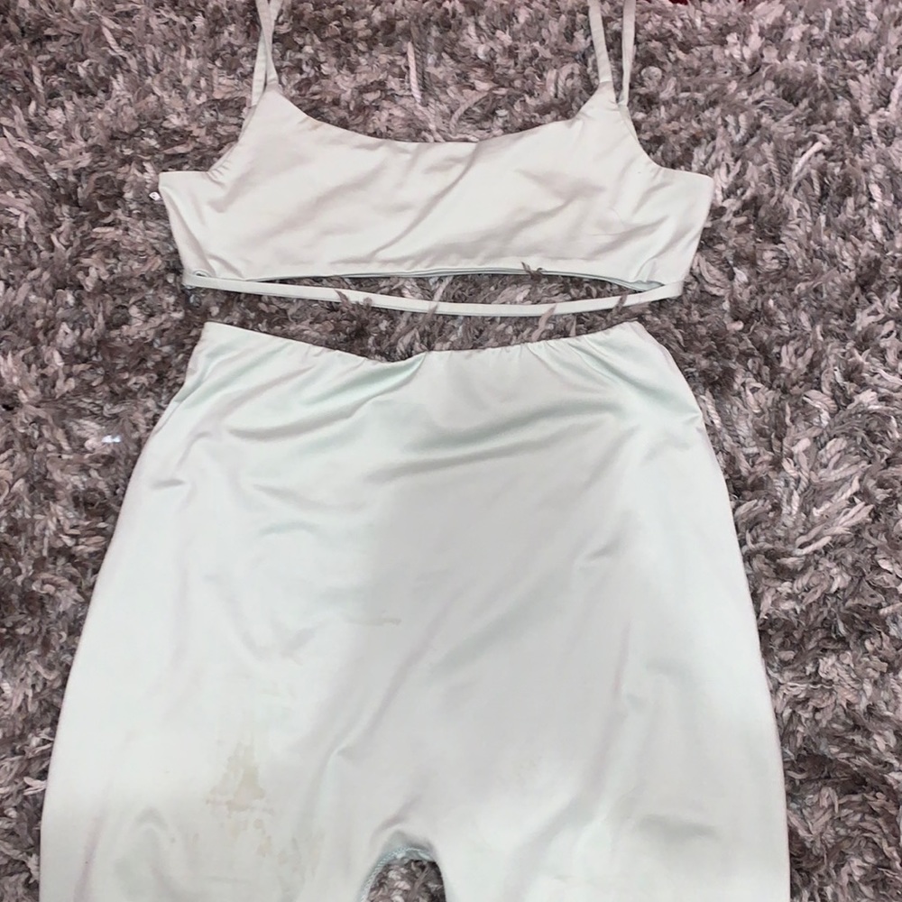 2 Piece Set